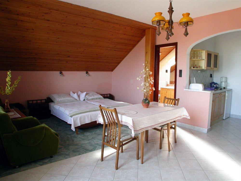 Heviz Therme Apartmenthaus Buitenkant foto