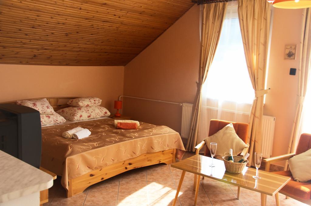 Heviz Therme Apartmenthaus Buitenkant foto