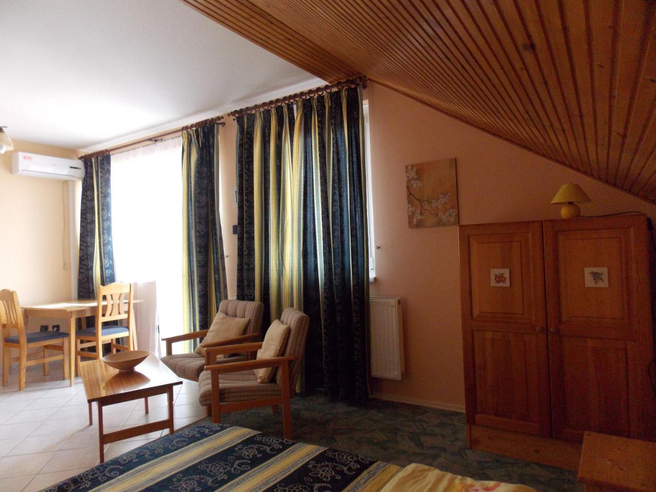 Heviz Therme Apartmenthaus Buitenkant foto