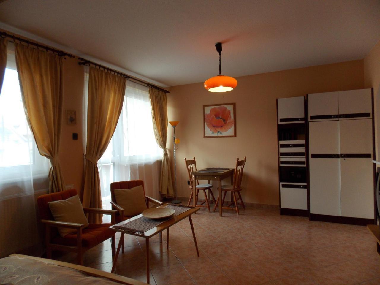 Heviz Therme Apartmenthaus Buitenkant foto