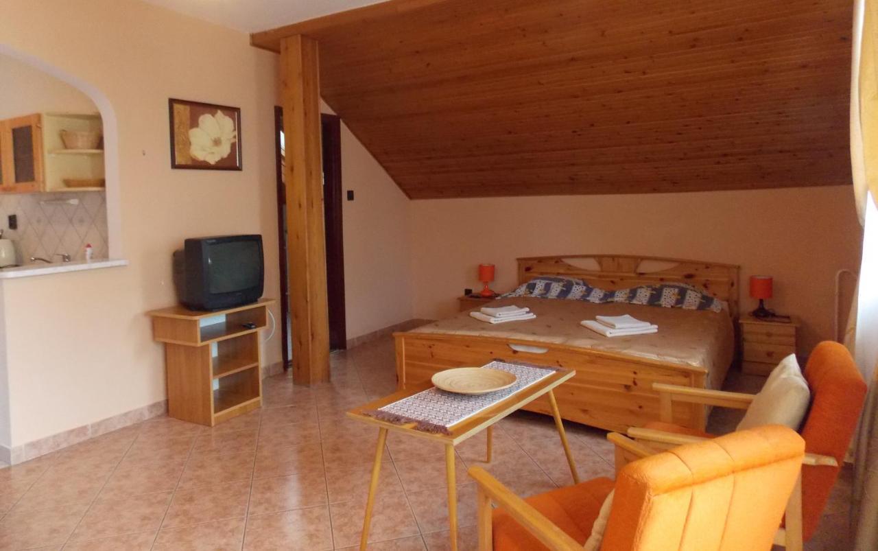 Heviz Therme Apartmenthaus Buitenkant foto