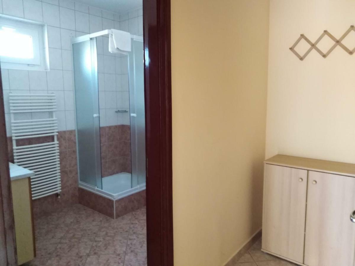 Heviz Therme Apartmenthaus Buitenkant foto