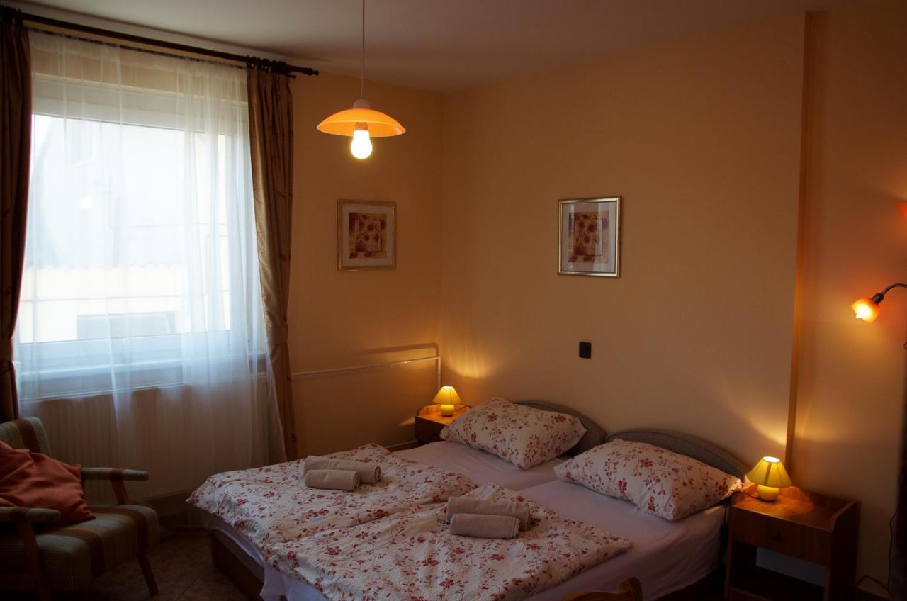 Heviz Therme Apartmenthaus Buitenkant foto